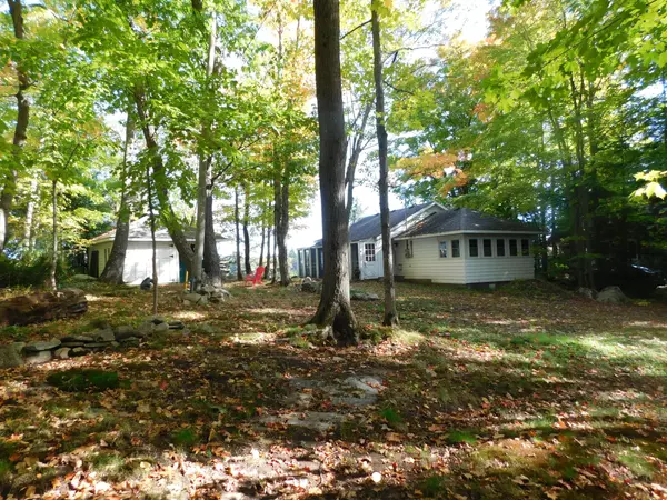 Muskoka Lakes, ON P0C 1M0,1141 Torrance RD