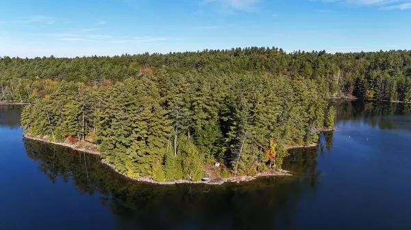 North Frontenac, ON K0H 1K0,100 Kilgore Island N/A