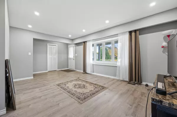 Kitchener, ON N2A 1N1,20 Lambert PL