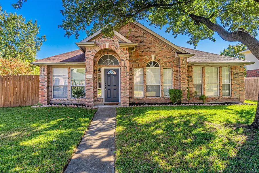 7502 Gillon Drive, Rowlett, TX 75089