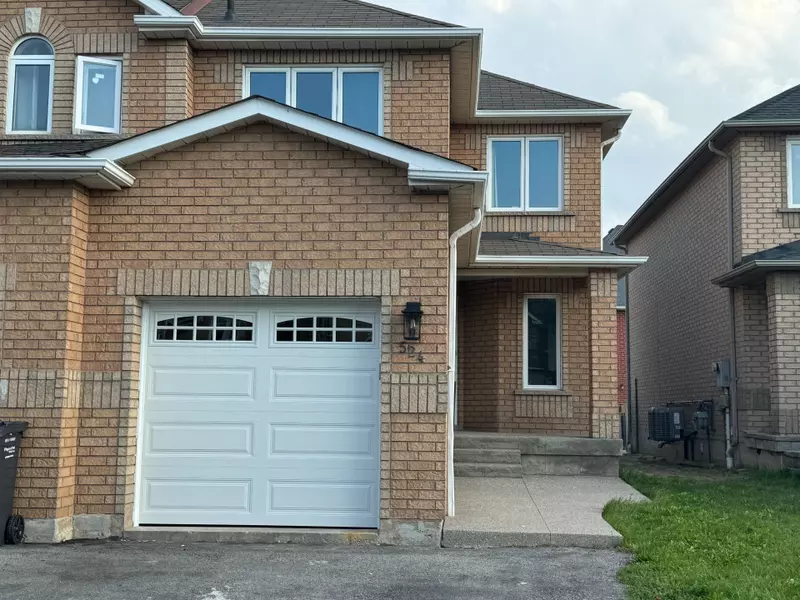 524 Leatherleaf DR #BSMT, Mississauga, ON L4Z 3Y5