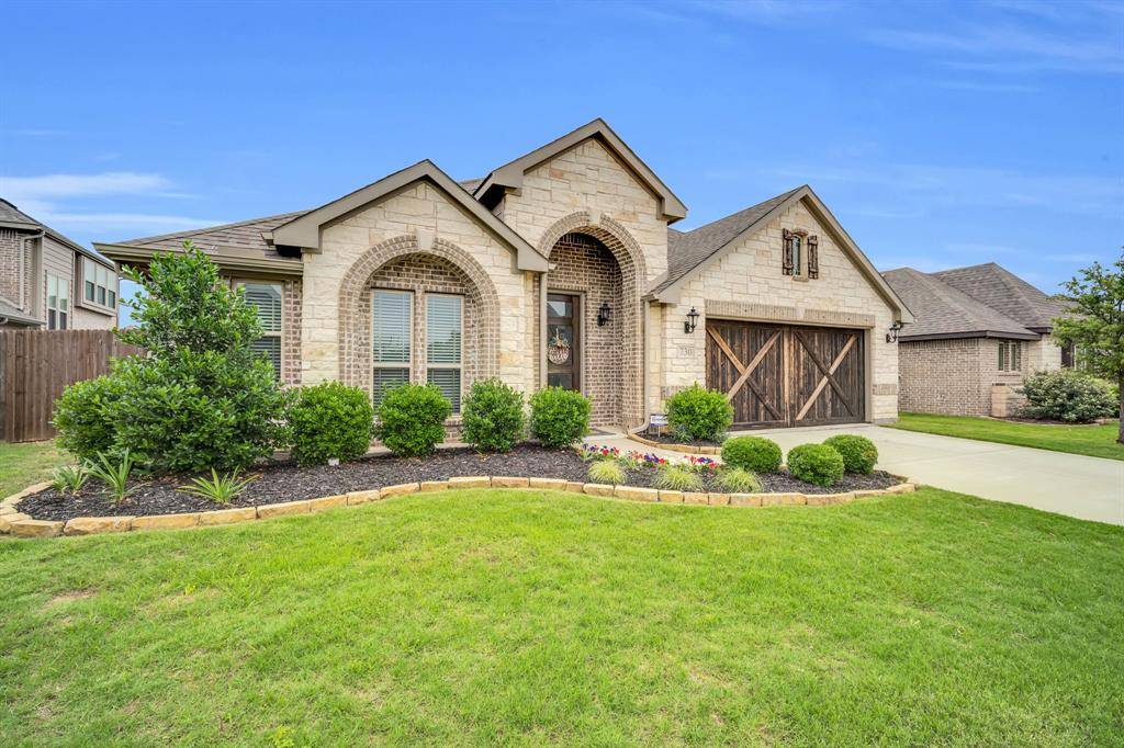 Midlothian, TX 76065,730 Larkspur Lane