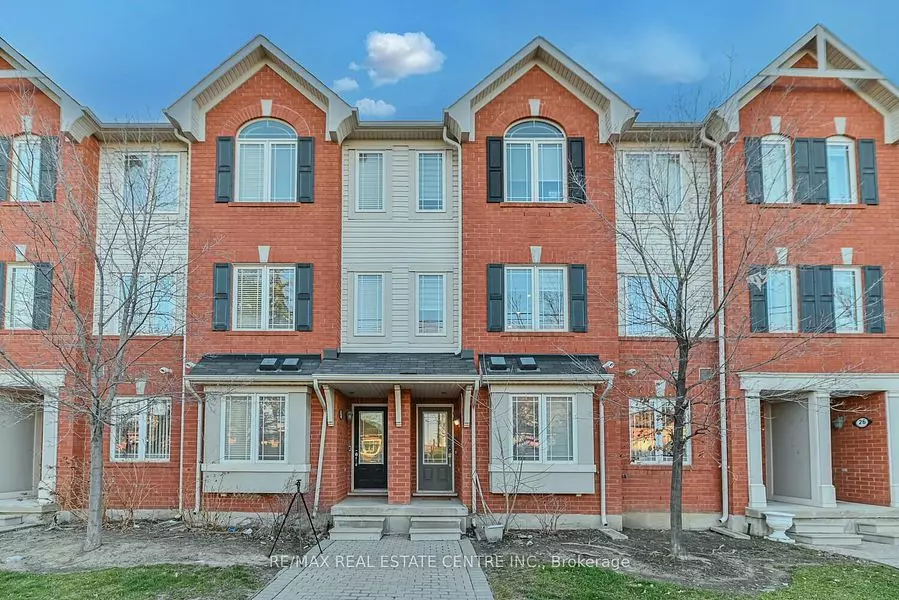 Brampton, ON L6W 0B1,50 Hillcrest AVE #28