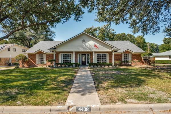 4408 Springbranch Drive,  Benbrook,  TX 76116