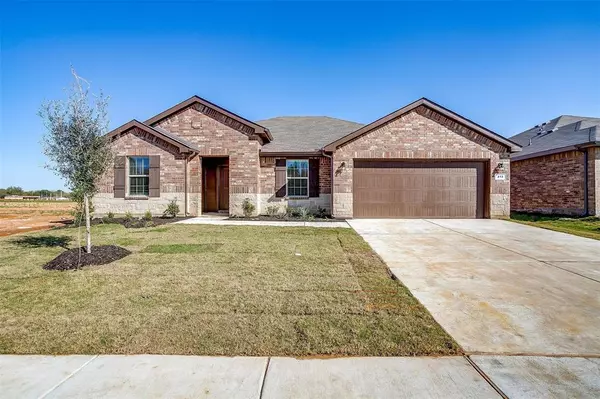 413 Alice Harney Road, Burleson, TX 76028