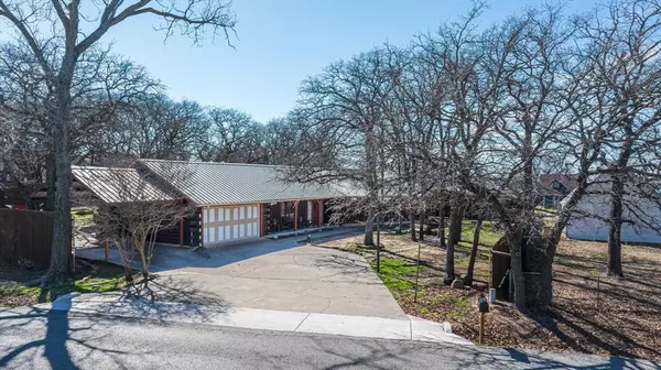 502 Western Hills Trail, Granbury, TX 76049