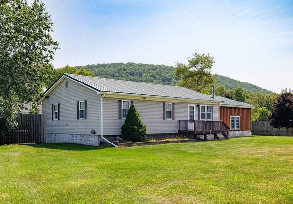 2560 Route 49 E, Westfield, PA 16950