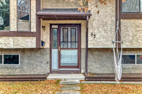 Calgary, AB T3K 2B8,63 Bernard PL Northwest