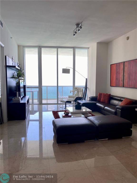 Sunny Isles Beach, FL 33160,15901 COLLINS AVE  #3603