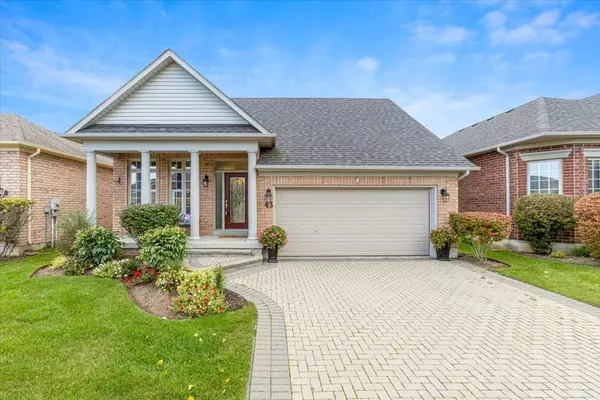 43 Bobby Locke LN, Whitchurch-stouffville, ON L4A 1R4