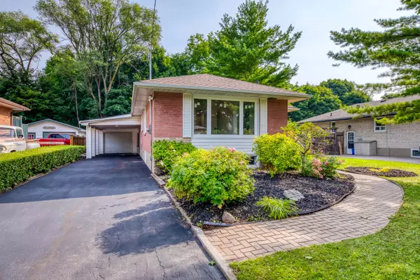 Oakville, ON L6K 2H9,255 Weldon AVE #Lower