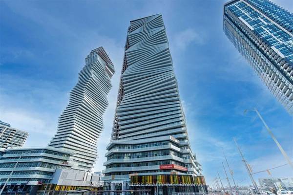 3900 Confederation Pkwy #1501, Mississauga, ON L5B 0M3