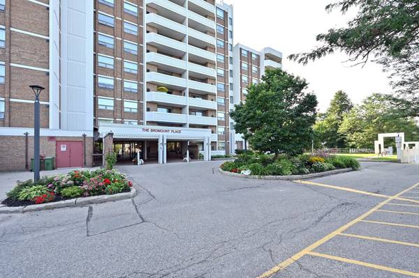 Orangeville, ON L9W 3X4,8 Fead ST #403