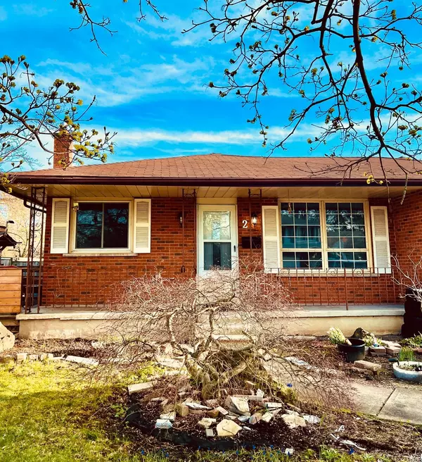 2 Shetland CRES, St. Catharines, ON L2P 3P7