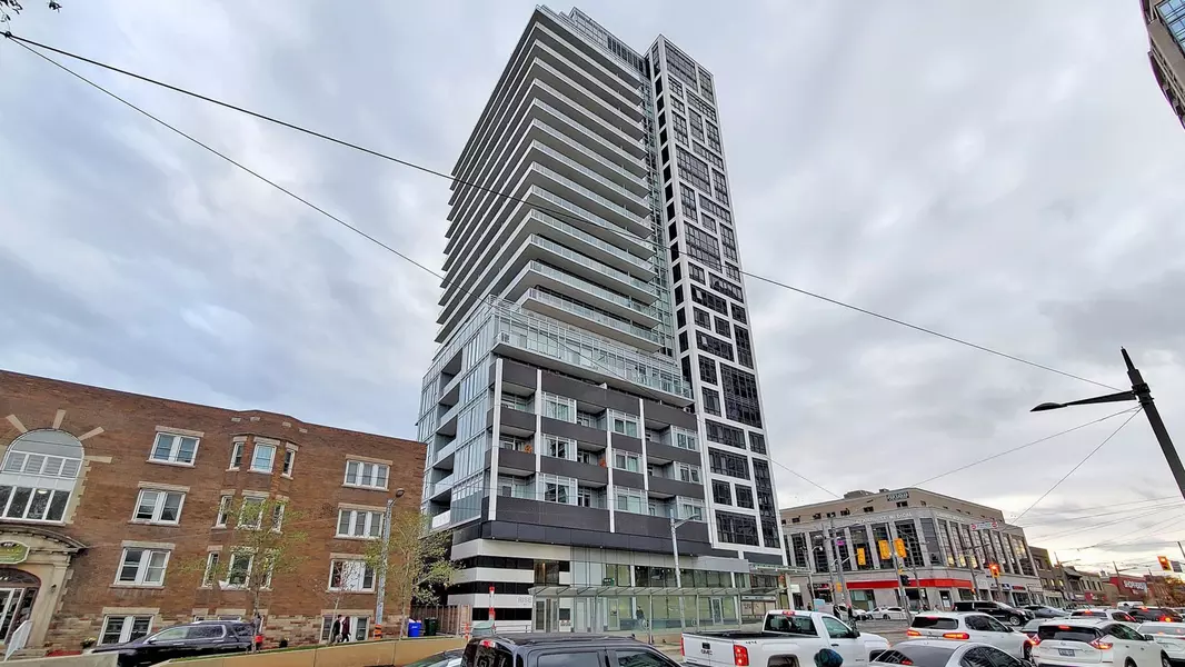 501 St Clair AVE W #1608, Toronto C02, ON M5P 0A2