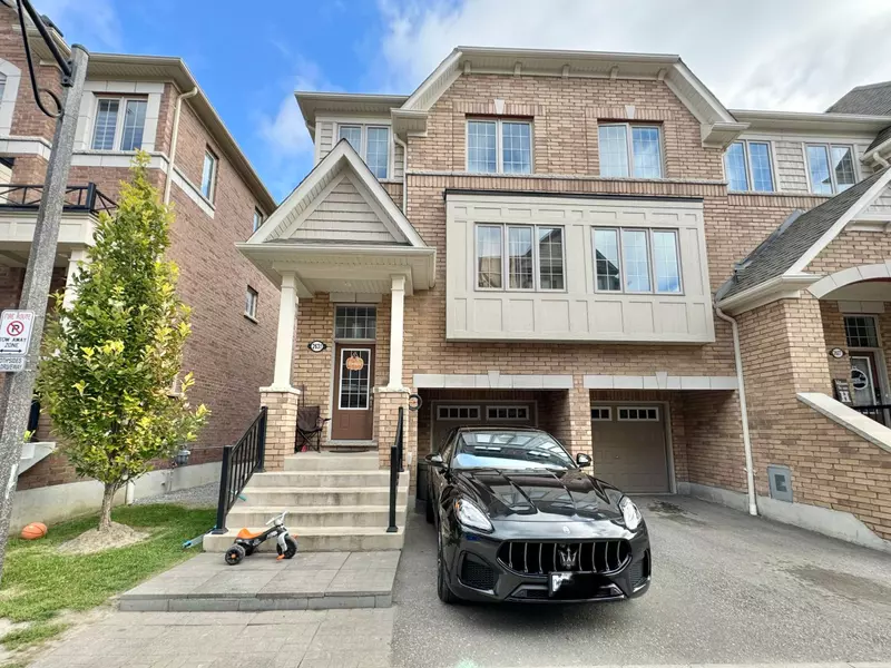 2631 Deputy Minister PATH, Oshawa, ON L1L 0M7