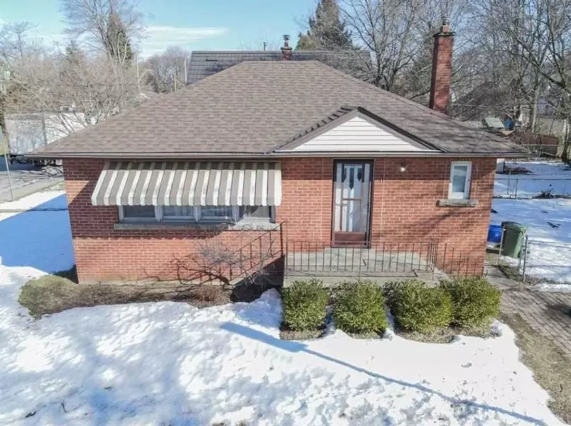 1 Aylett ST #Lower, Hamilton, ON L8S 2Y9