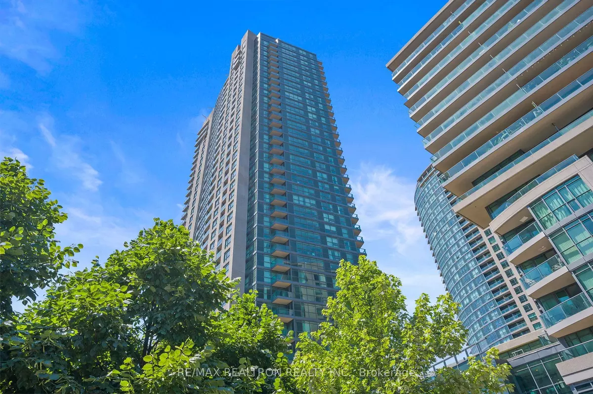 Toronto, ON M5V 4A1,209 Fort York BLVD #1265