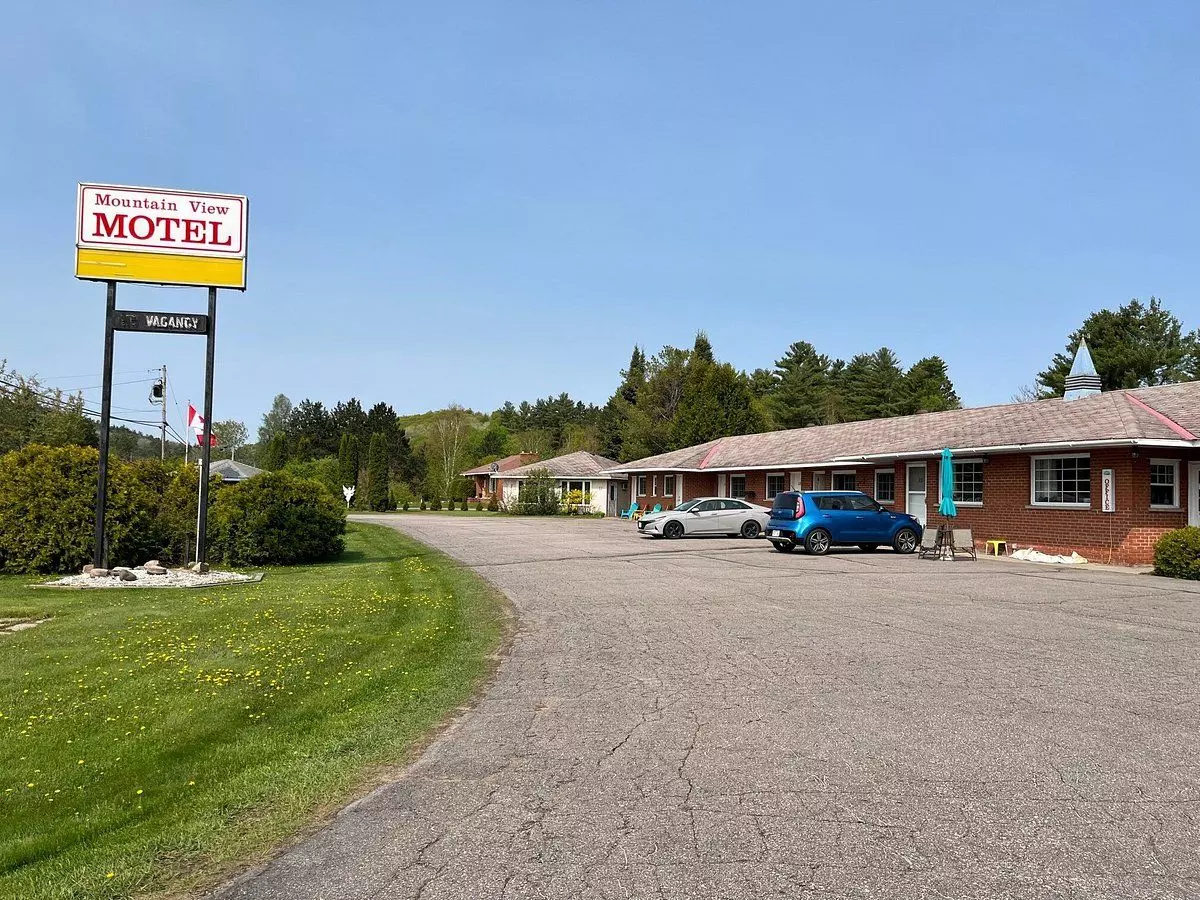 Madawaska Valley, ON K0J 1B0,18508 Highway 60 N/A