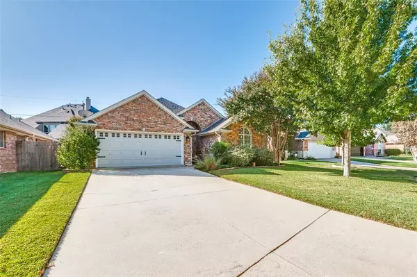 Arlington, TX 76016,5204 Timber Green Drive