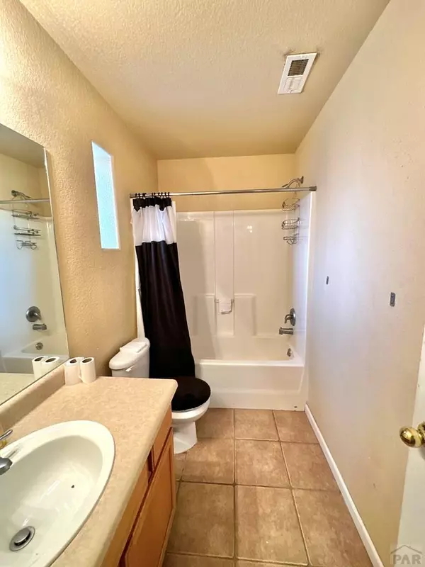 Pueblo, CO 81005,3131 Bighorn Ct