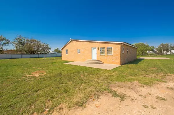 3709 Old Colorado City Hwy, Big Spring, TX 79720