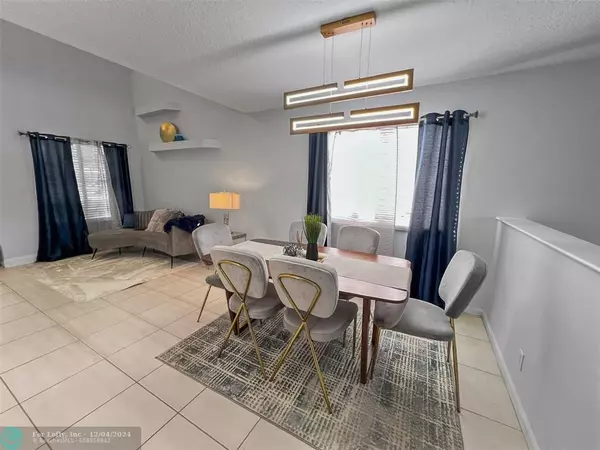 Pompano Beach, FL 33069,1403 Banyan Cir