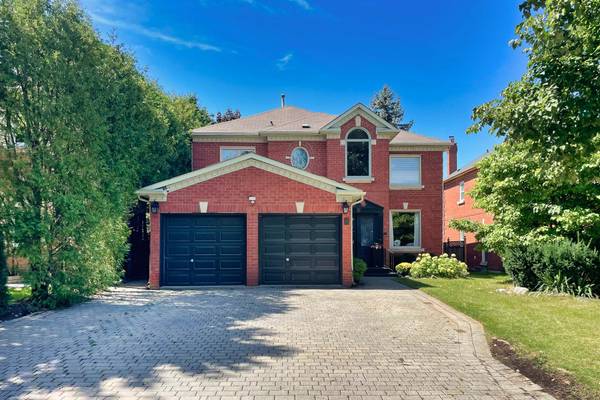 4 Theobalds CIR #BSMT, Richmond Hill, ON L4C 9E3