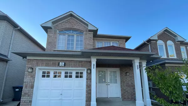 37 Loon Call CRES E, Brampton, ON L6R 2G5