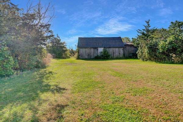 1366 Fish Lake RD, Prince Edward County, ON K0K 1W0