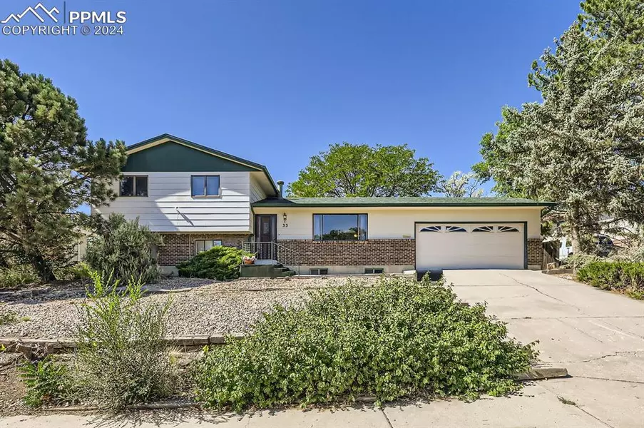 33 Briargate TER, Pueblo, CO 81001