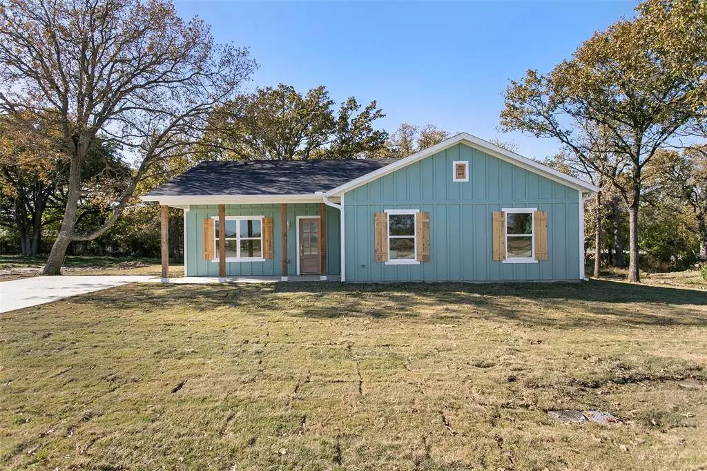 West Tawakoni, TX 75474,421 Caro Drive