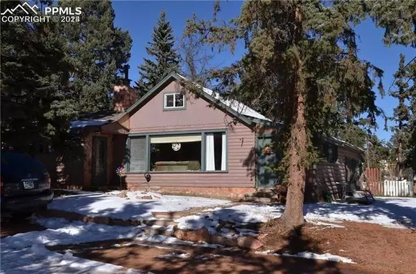 410 S Fairview ST, Woodland Park, CO 80863