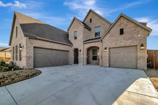 2103 Horizon Drive, Mansfield, TX 76063