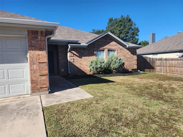 Azle, TX 76020,765 Hunter Drive