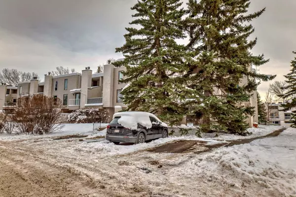 3500 Varsity DR NW #2004, Calgary, AB T2L1Y3