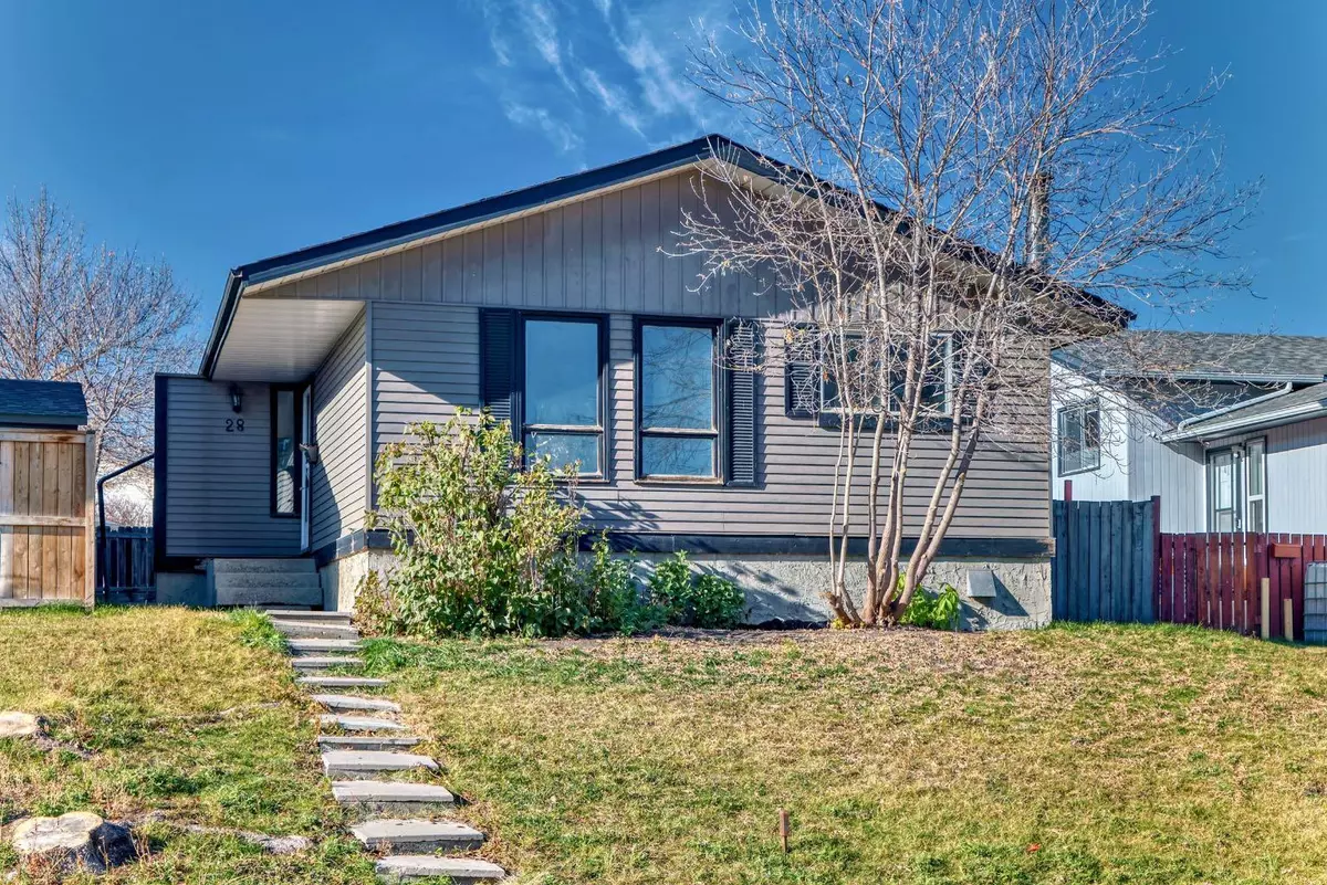 Calgary, AB T3K1L1,28 Bedford CIR Northeast