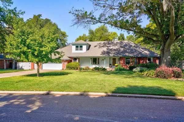 1029 Walnut Road, Norman, OK 73072