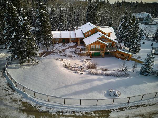 53096 Township Road 232, Bragg Creek, AB T0L 0K0