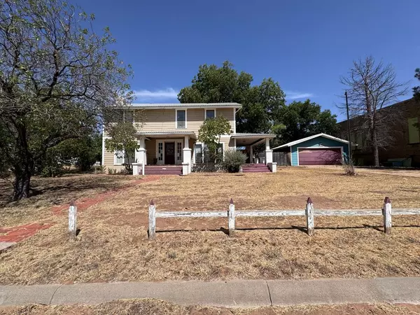 Colorado City, TX 79512,532 Elm St