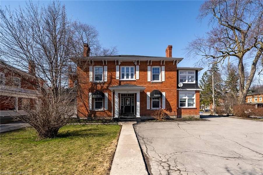 156 Bridge ST E, Hastings, ON K8N 1M9