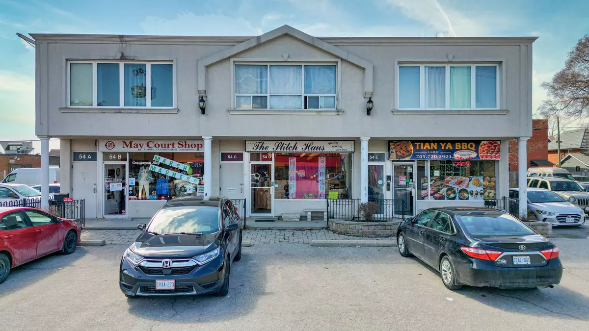 Barrie, ON L4N 1R8,54 Maple AVE #C & D