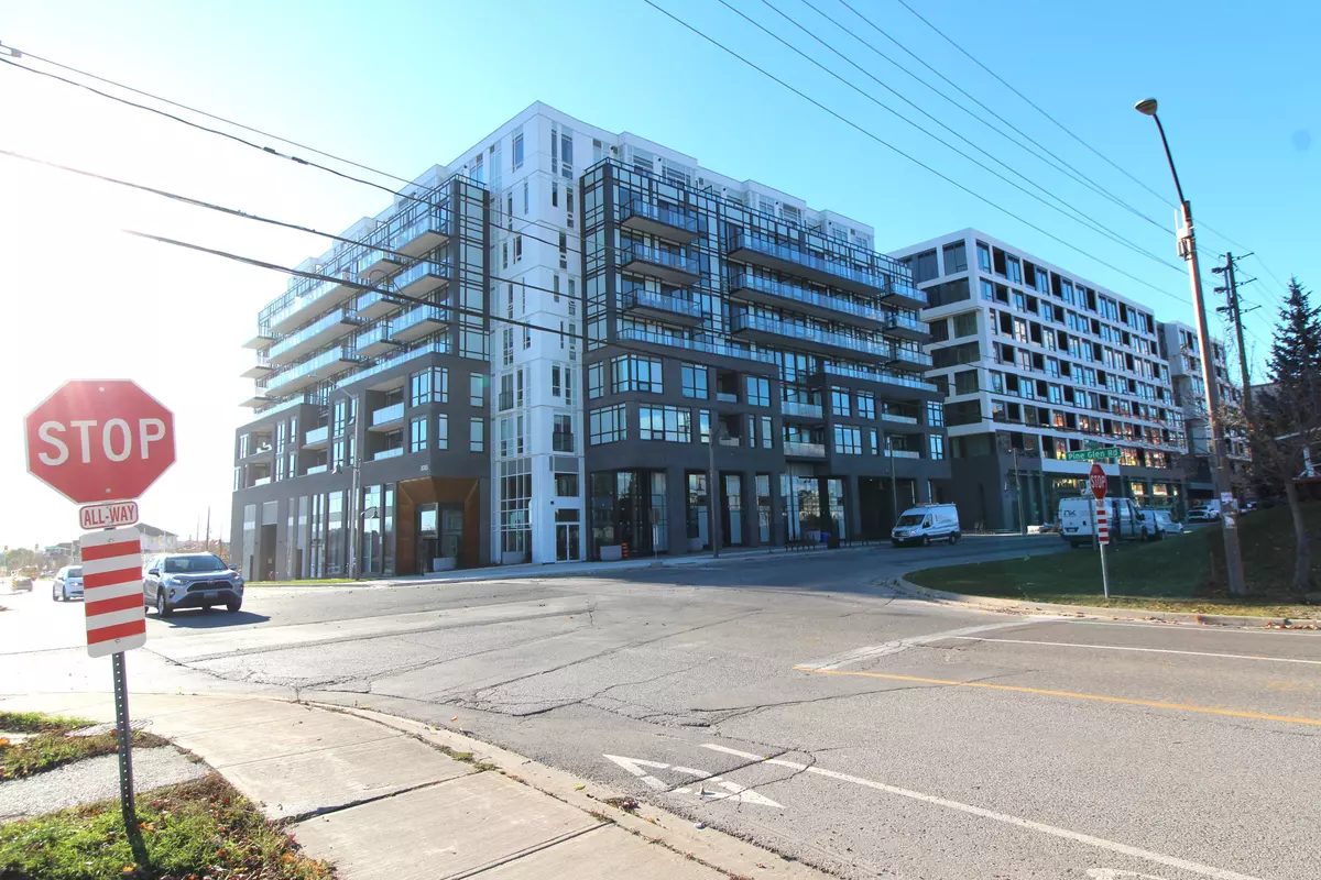 Oakville, ON L6M 5P6,3005 Pine Glen RD #616