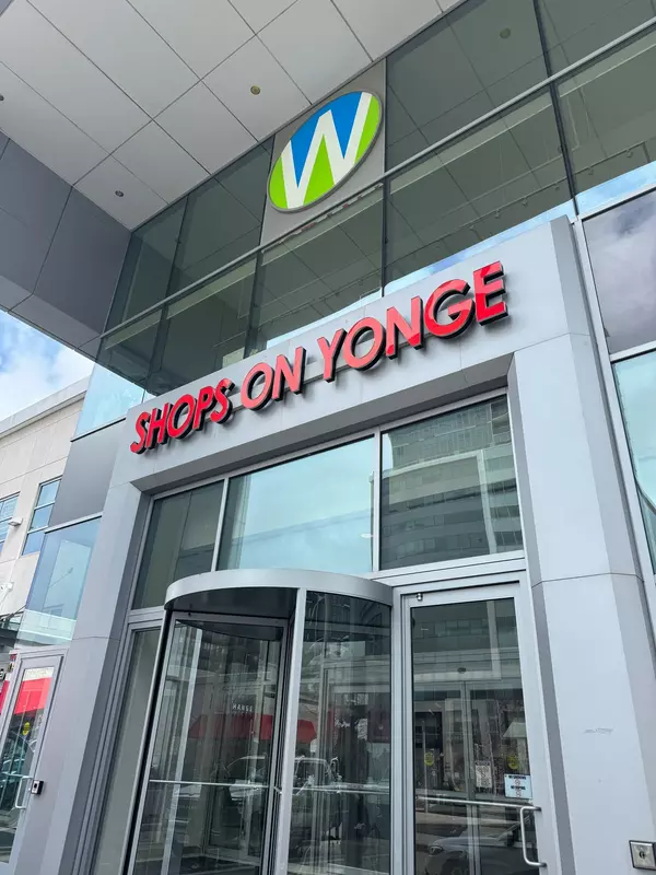 Markham, ON L3T 0C7,7181 Yonge ST N #234