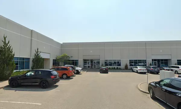 Mississauga, ON L5L 5Y4,3585 Laird RD #14