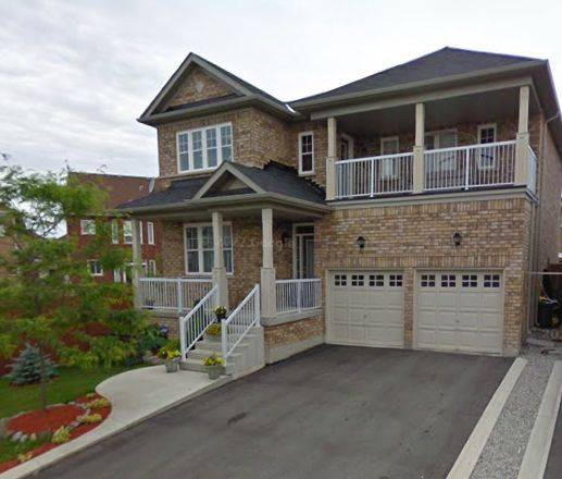 20 Goldnugget RD, Brampton, ON L6Y 5N7