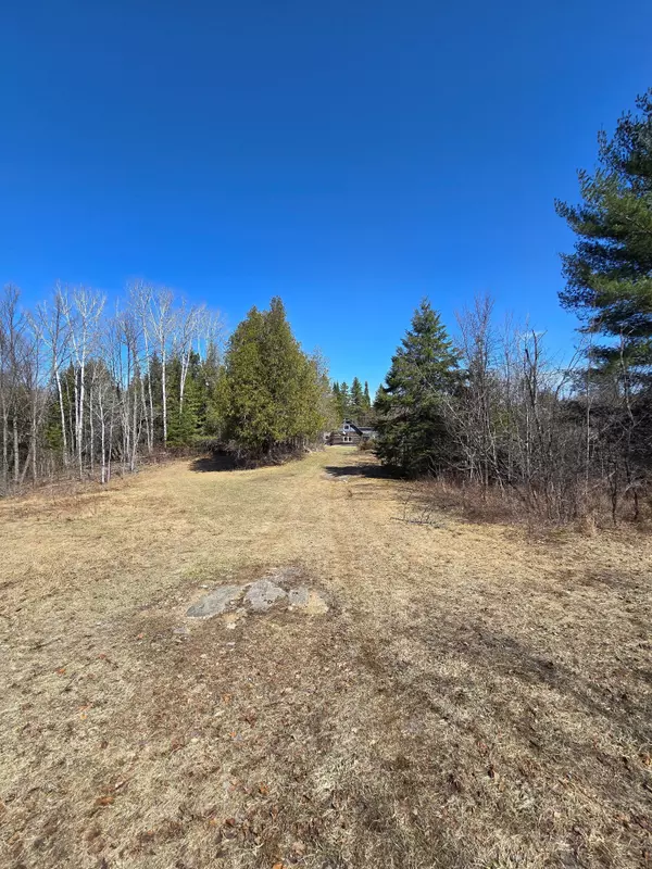 Greater Madawaska, ON K0J 1G0,322 Lower Spruce Hedge RD