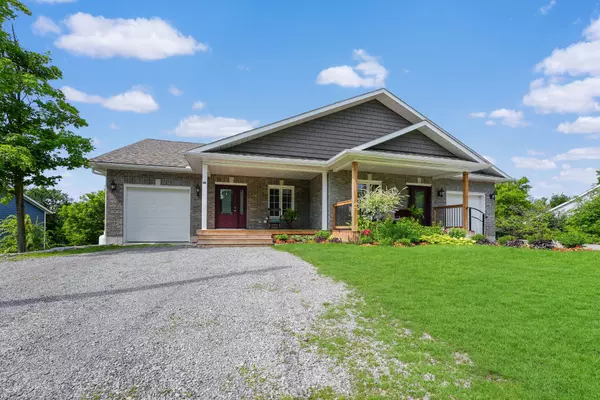 98 Bond ST N, Kawartha Lakes, ON K0M 1N0