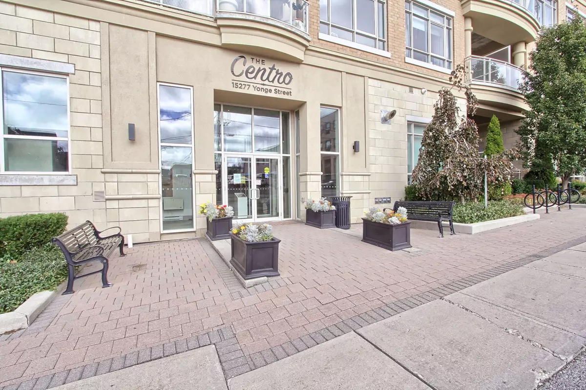 Aurora, ON L4C 1Y3,15277 Yonge ST #506