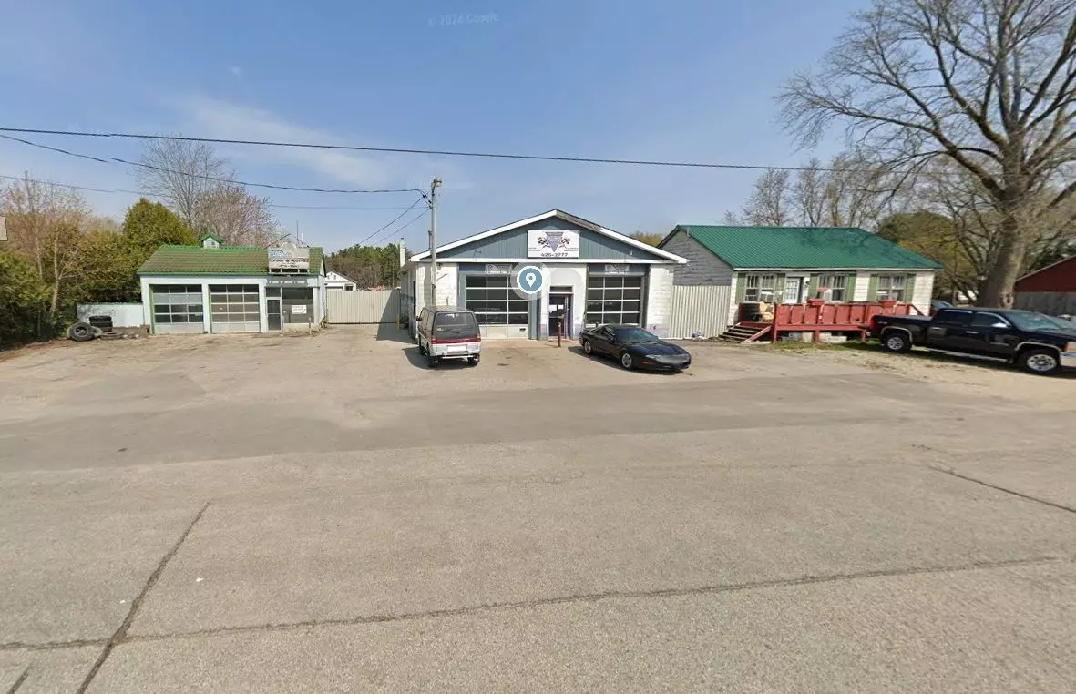 Norfolk, ON N3Y 4J9,1045 Mcdowell RD E